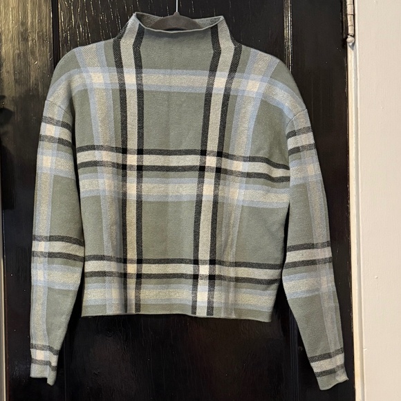 Tahari Mock Neck Plaid Sweater - Picture 1 of 3